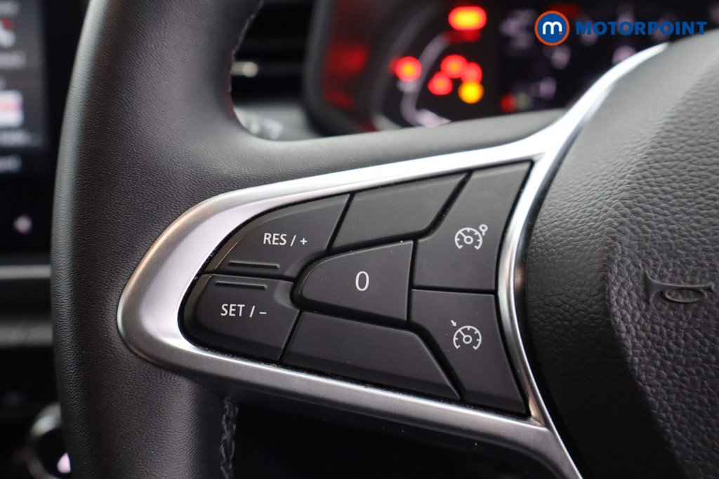 Renault Clio Evolution Manual Petrol Hatchback - Stock Number (1644569) - 13th supplementary image