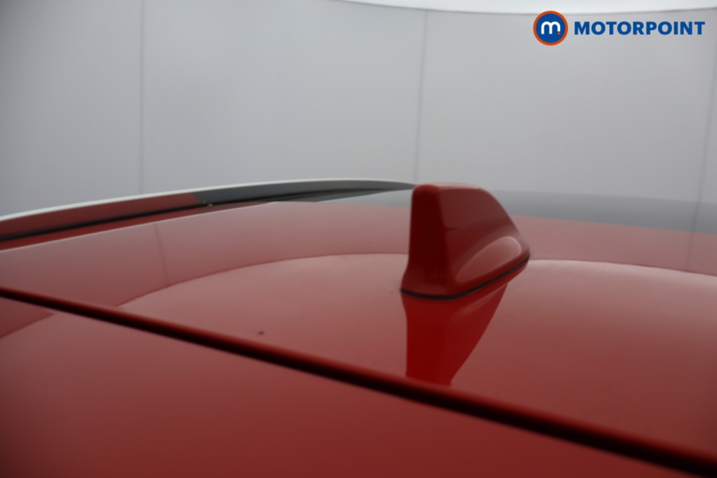 Nissan Qashqai N-Connecta Manual Petrol SUV - Stock Number (1644596) - 4th supplementary image