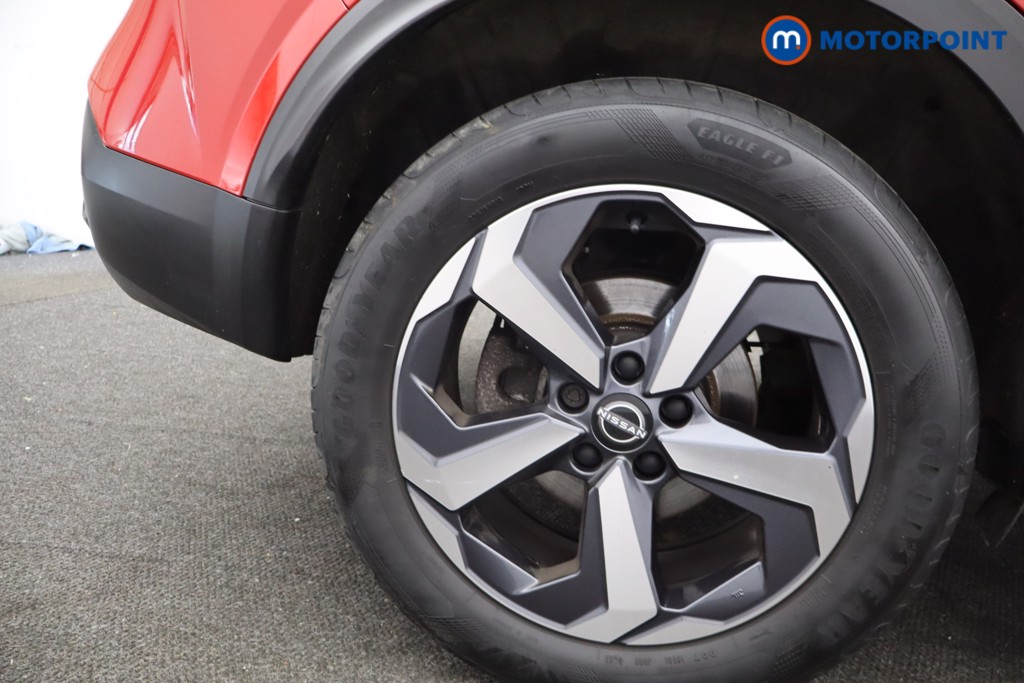 Nissan Qashqai N-Connecta Manual Petrol SUV - Stock Number (1644596) - 7th supplementary image