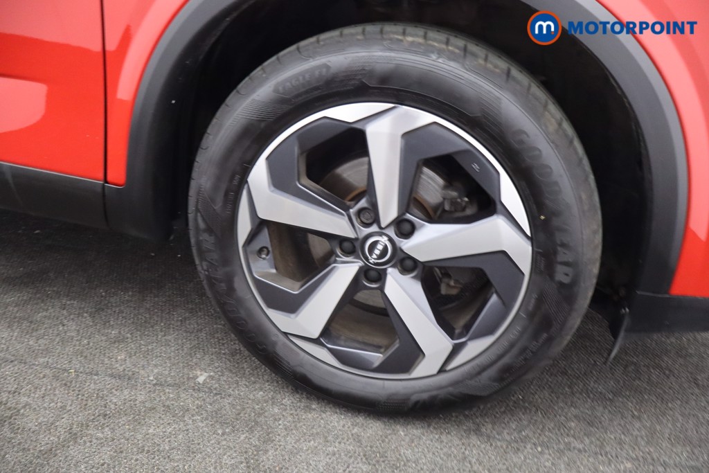 Nissan Qashqai N-Connecta Manual Petrol SUV - Stock Number (1644596) - 23rd supplementary image