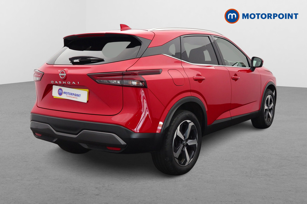 Nissan Qashqai N-Connecta Manual Petrol SUV - Stock Number (1644596) - Drivers side rear corner