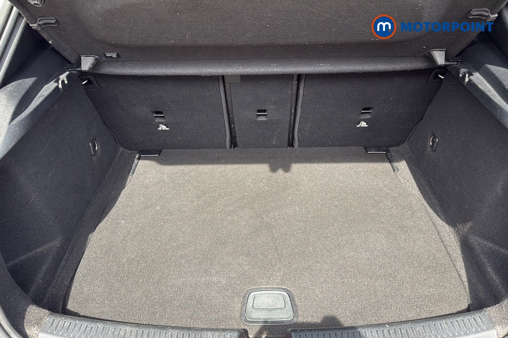 Mercedes-Benz A Class Amg Line Automatic Petrol Hatchback - Stock Number (1644662) - 30th supplementary image