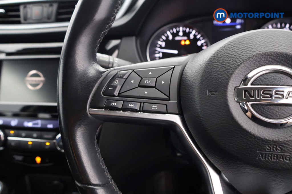 Nissan Qashqai Acenta Premium Automatic Petrol SUV - Stock Number (1644710) - 2nd supplementary image