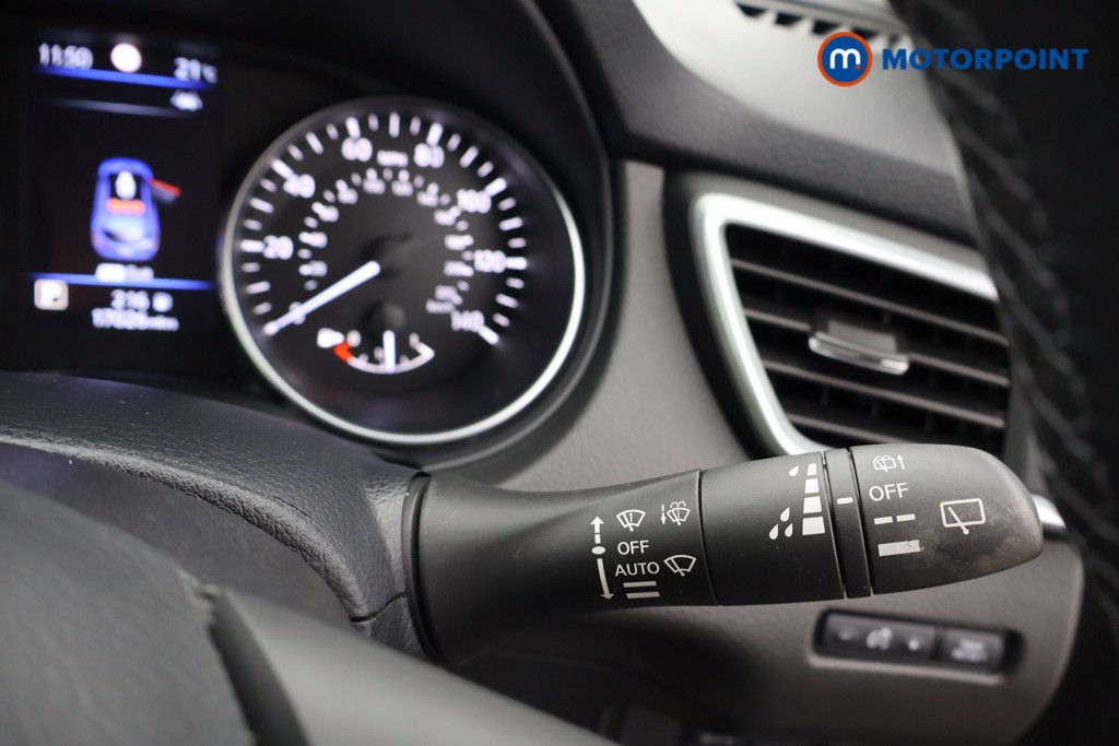 Nissan Qashqai Acenta Premium Automatic Petrol SUV - Stock Number (1644710) - 6th supplementary image