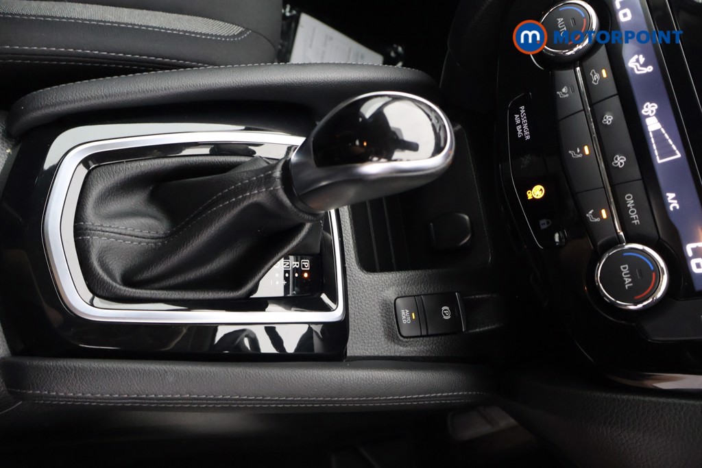 Nissan Qashqai Acenta Premium Automatic Petrol SUV - Stock Number (1644710) - 8th supplementary image