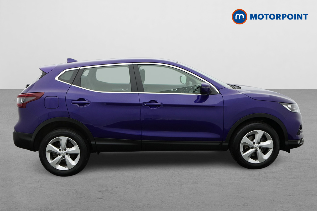 Nissan Qashqai Acenta Premium Automatic Petrol SUV - Stock Number (1644710) - Drivers side