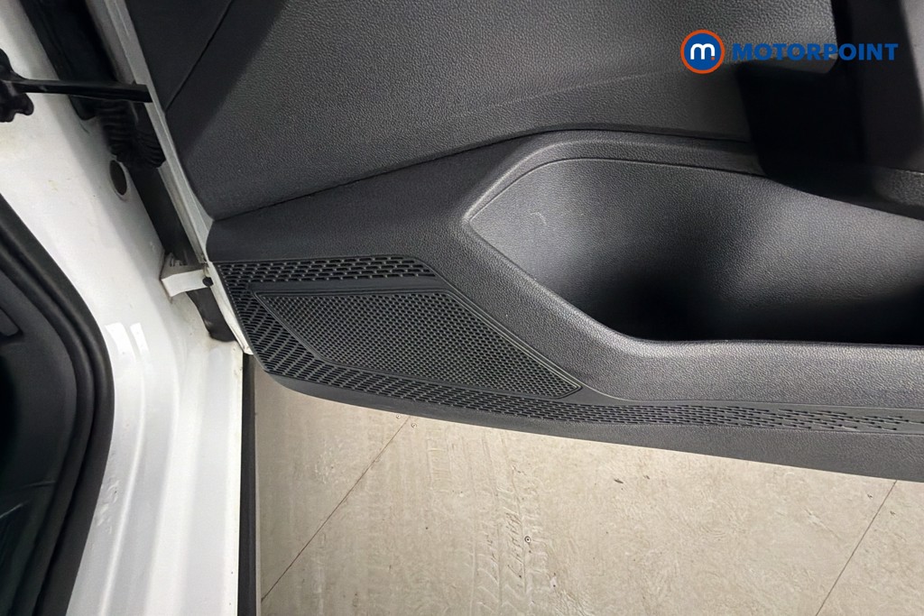 Volkswagen Taigo Life Manual Petrol SUV - Stock Number (1644849) - 21st supplementary image