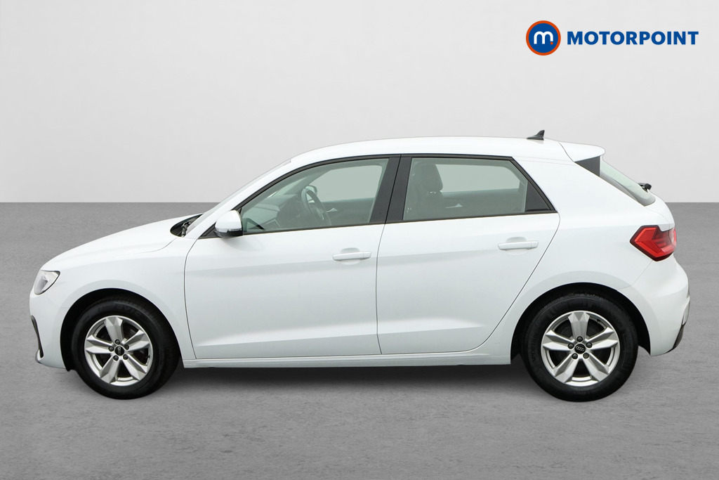 Audi A1 Technik Manual Petrol Hatchback - Stock Number (1644866) - Passenger side