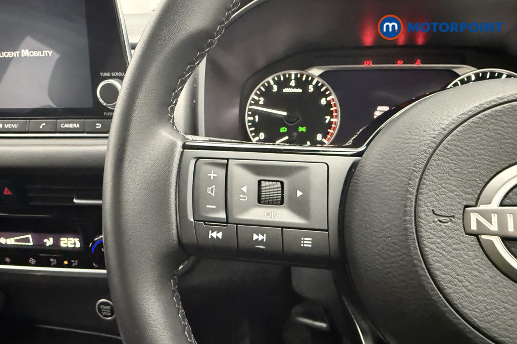 Nissan Qashqai Acenta Premium Manual Petrol SUV - Stock Number (1644872) - 7th supplementary image