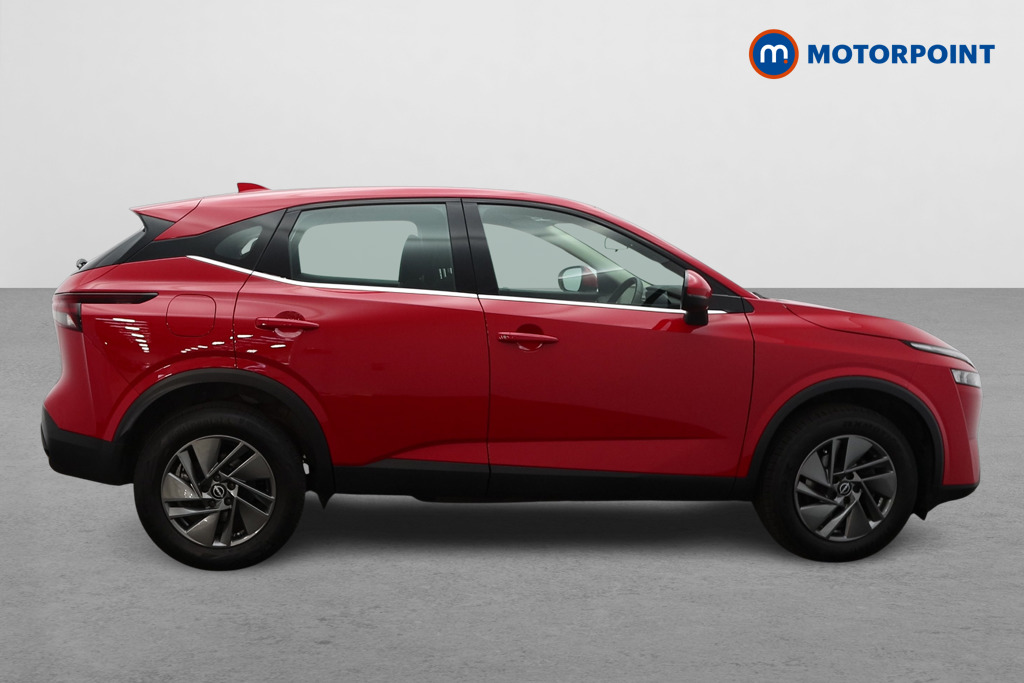 Nissan Qashqai Acenta Premium Manual Petrol SUV - Stock Number (1644872) - Drivers side