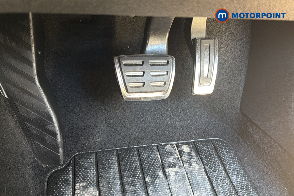 Volkswagen T-Cross R-Line Automatic Petrol SUV - Stock Number (1645133) - 24th supplementary image