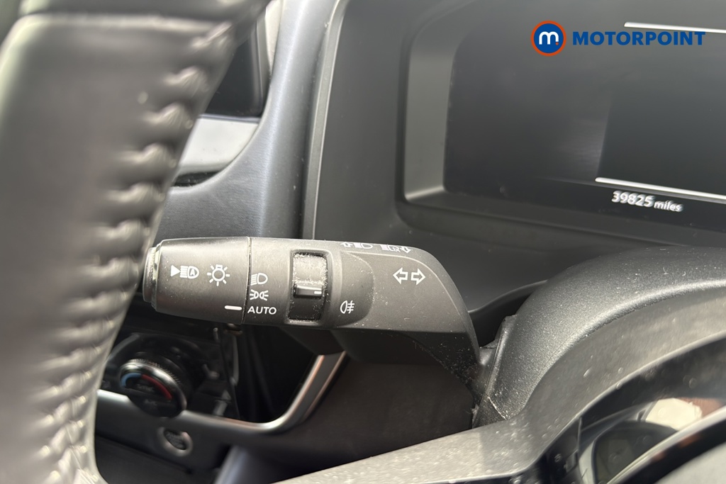 Nissan Qashqai Tekna Manual Petrol SUV - Stock Number (1645135) - 5th supplementary image