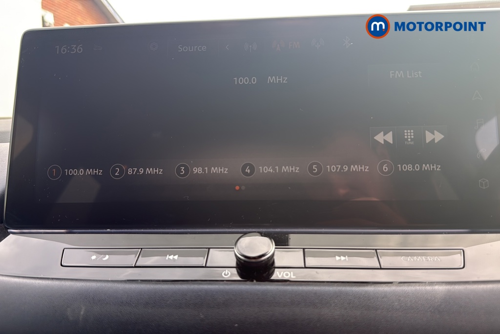 Nissan Qashqai Tekna Manual Petrol SUV - Stock Number (1645135) - 8th supplementary image