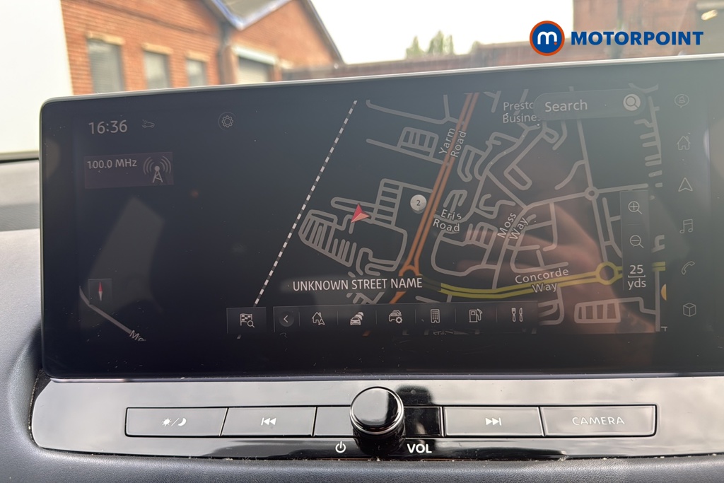 Nissan Qashqai Tekna Manual Petrol SUV - Stock Number (1645135) - 9th supplementary image