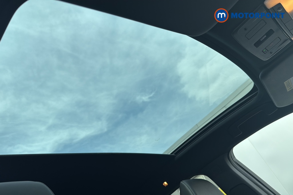 Nissan Qashqai Tekna Manual Petrol SUV - Stock Number (1645135) - 20th supplementary image