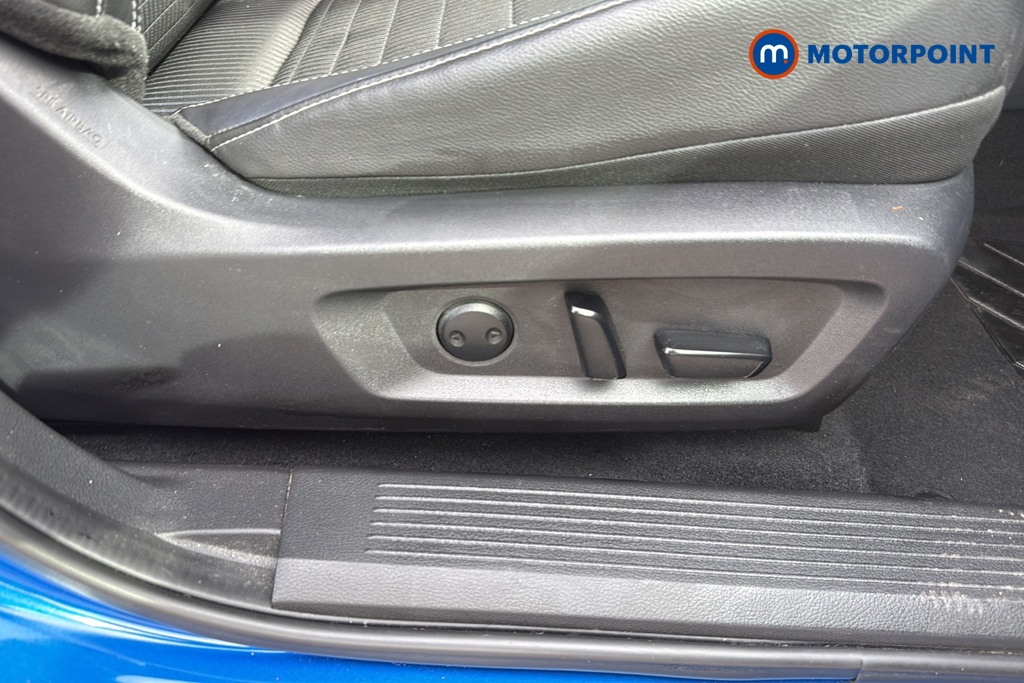 Nissan Qashqai Tekna Manual Petrol SUV - Stock Number (1645135) - 23rd supplementary image