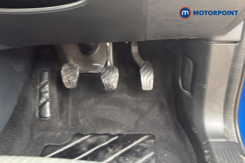 Nissan Qashqai Tekna Manual Petrol SUV - Stock Number (1645135) - 24th supplementary image