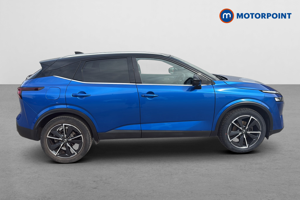 Nissan Qashqai Tekna Manual Petrol SUV - Stock Number (1645135) - Passenger side