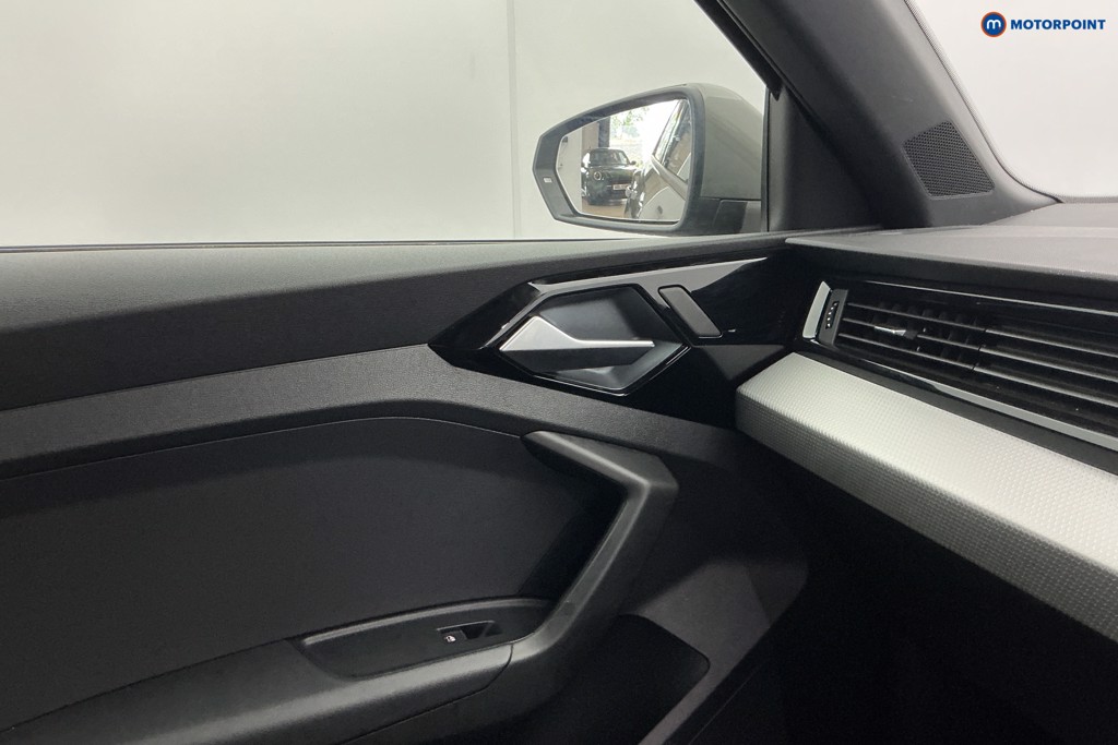 Audi A1 S Line Manual Petrol Hatchback - Stock Number (1645253) - 19th supplementary image