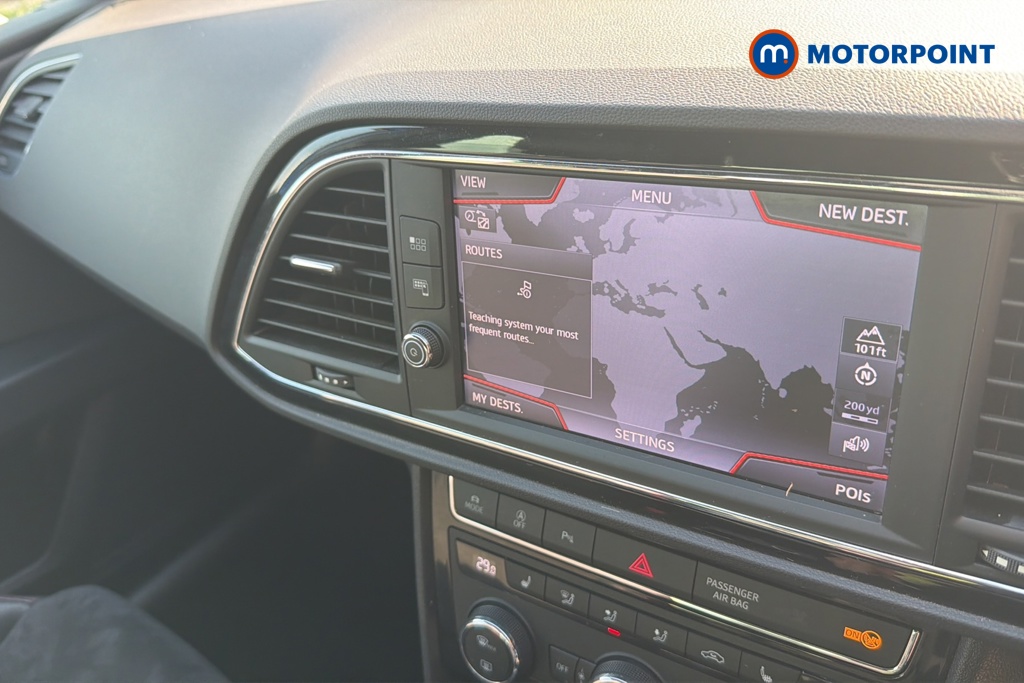 Seat Leon Fr Black Edition Manual Petrol Hatchback - Stock Number (1645258) - 9th supplementary image