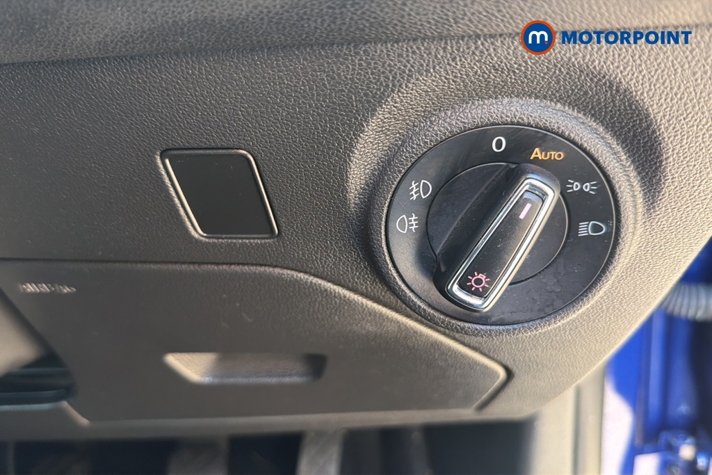 Seat Leon Fr Black Edition Manual Petrol Hatchback - Stock Number (1645258) - 11th supplementary image