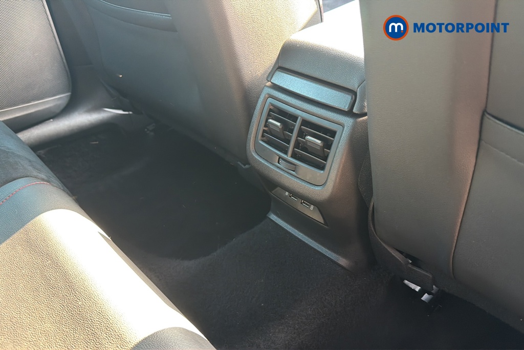 Seat Leon Fr Black Edition Manual Petrol Hatchback - Stock Number (1645258) - 28th supplementary image
