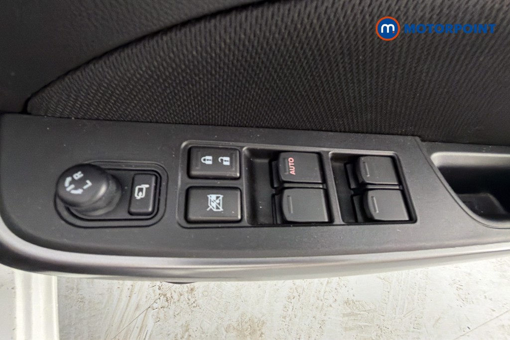 Suzuki Swift SZ5 Automatic Petrol Hatchback - Stock Number (1645605) - 21st supplementary image