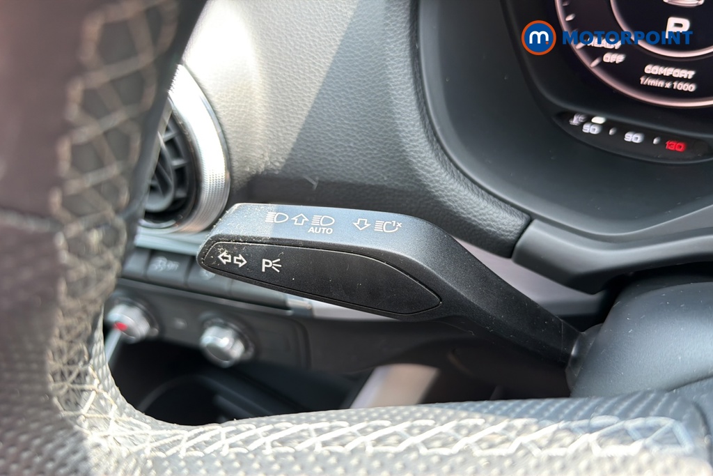 Audi Q2 S Line Automatic Petrol SUV - Stock Number (1645616) - 5th supplementary image