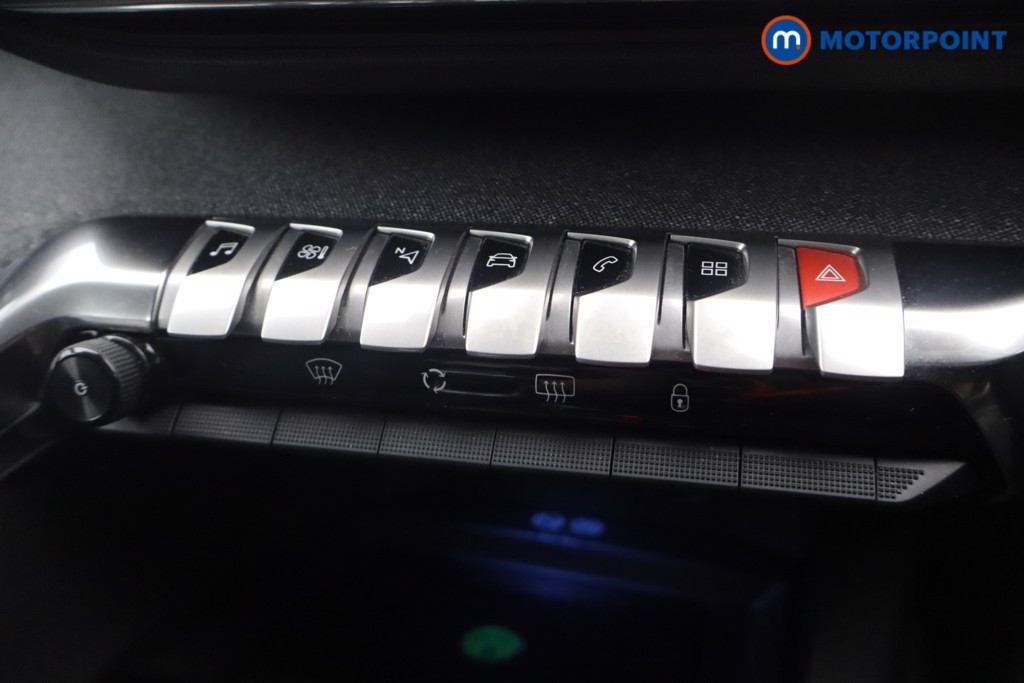 Peugeot 3008 Allure Manual Petrol SUV - Stock Number (1646024) - 7th supplementary image