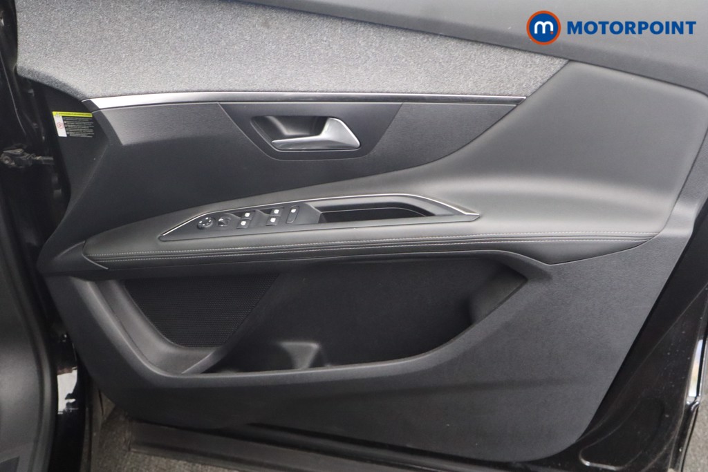 Peugeot 3008 Allure Manual Petrol SUV - Stock Number (1646024) - 18th supplementary image