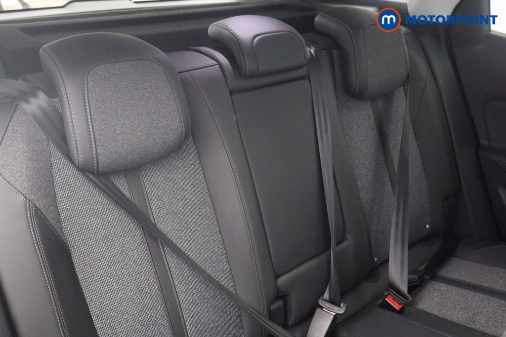Peugeot 3008 Allure Manual Petrol SUV - Stock Number (1646024) - 23rd supplementary image