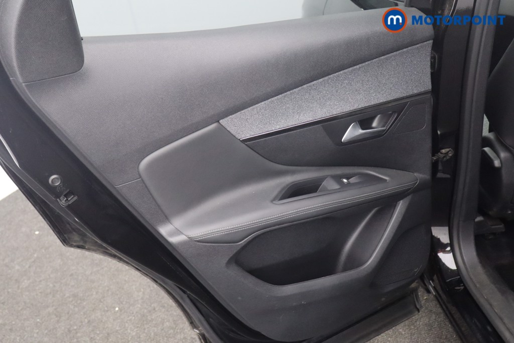Peugeot 3008 Allure Manual Petrol SUV - Stock Number (1646024) - 25th supplementary image