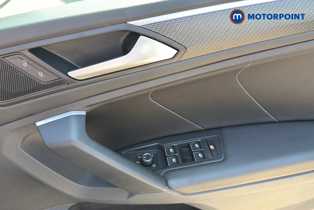 Volkswagen Tiguan Black Edition Automatic Petrol SUV - Stock Number (1646287) - 19th supplementary image