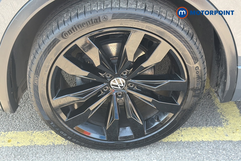 Volkswagen Tiguan Black Edition Automatic Petrol SUV - Stock Number (1646287) - 44th supplementary image