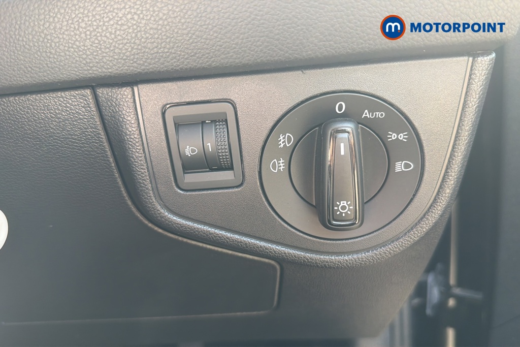 Volkswagen Taigo Life Automatic Petrol SUV - Stock Number (1646510) - 11th supplementary image