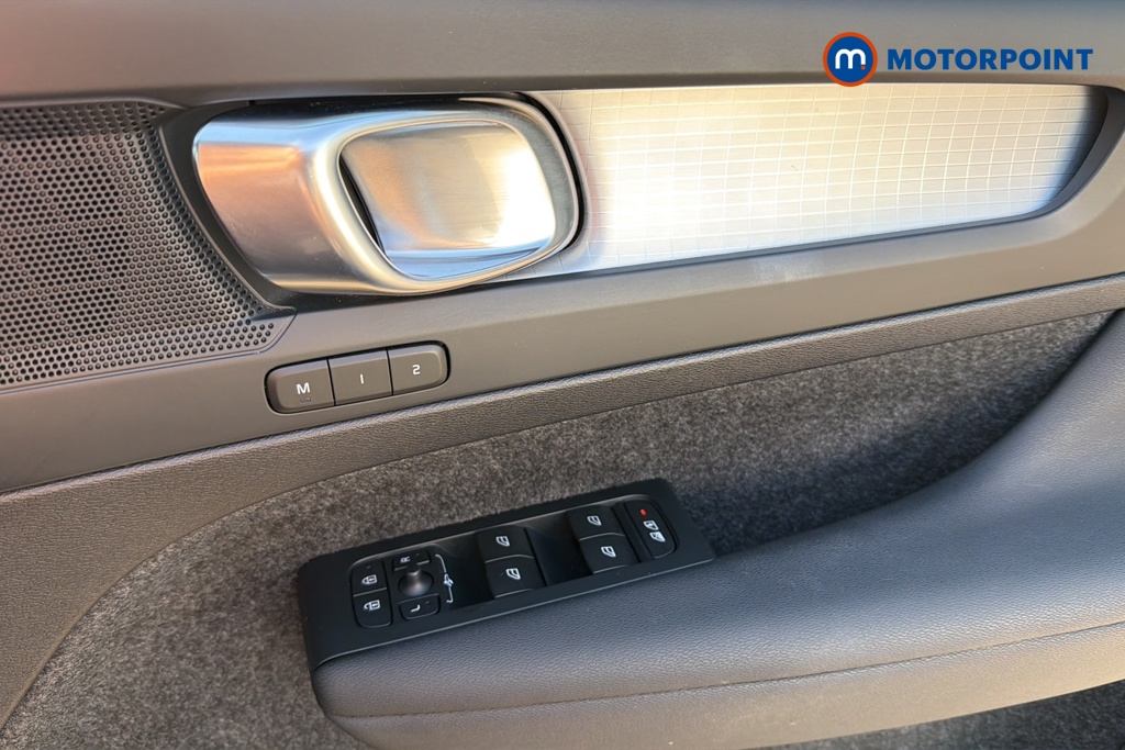 Volvo Xc40 Plus Automatic Petrol SUV - Stock Number (1646514) - 19th supplementary image