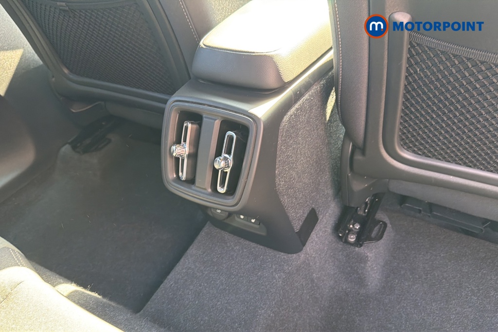 Volvo Xc40 Plus Automatic Petrol SUV - Stock Number (1646514) - 28th supplementary image