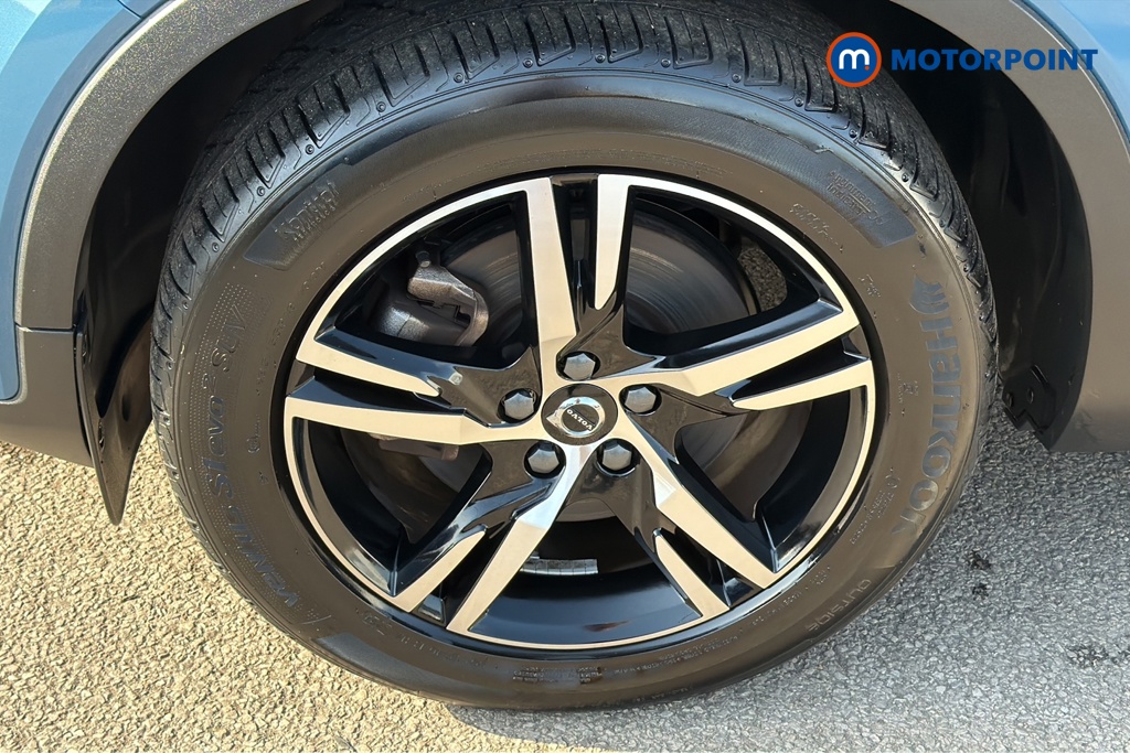 Volvo Xc40 Plus Automatic Petrol SUV - Stock Number (1646514) - 44th supplementary image