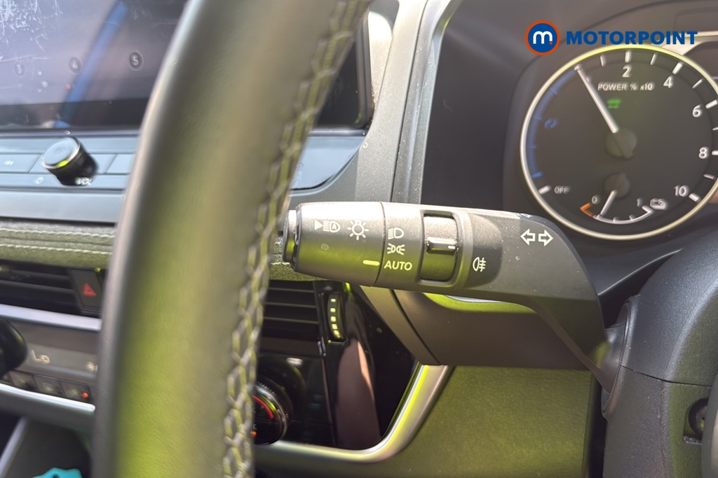 Nissan Qashqai Acenta Premium Automatic Petrol-Electric Hybrid SUV - Stock Number (1646845) - 11th supplementary image