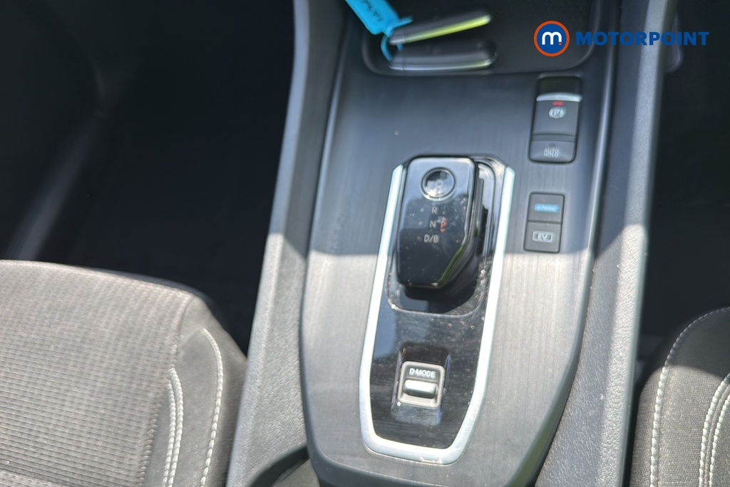 Nissan Qashqai Acenta Premium Automatic Petrol-Electric Hybrid SUV - Stock Number (1646845) - 15th supplementary image