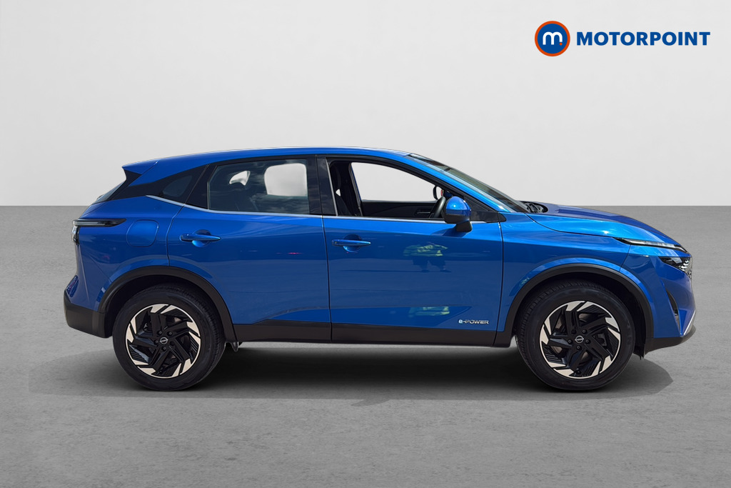 Nissan Qashqai Acenta Premium Automatic Petrol-Electric Hybrid SUV - Stock Number (1646845) - Passenger side
