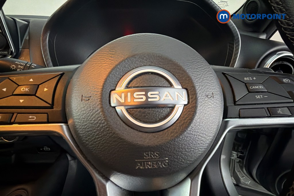 Nissan Juke N-Connecta Manual Petrol SUV - Stock Number (1647690) - 5th supplementary image