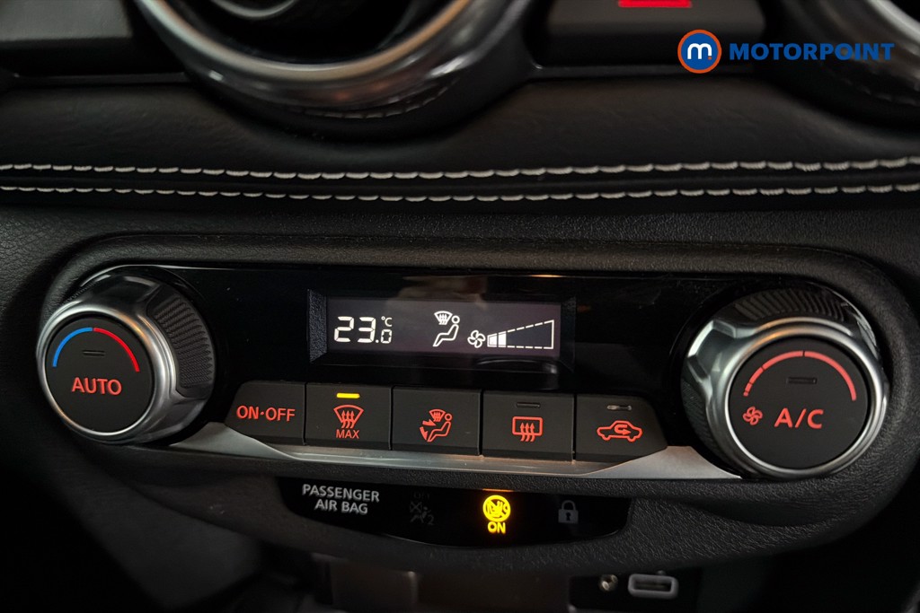 Nissan Juke N-Connecta Manual Petrol SUV - Stock Number (1647690) - 12th supplementary image