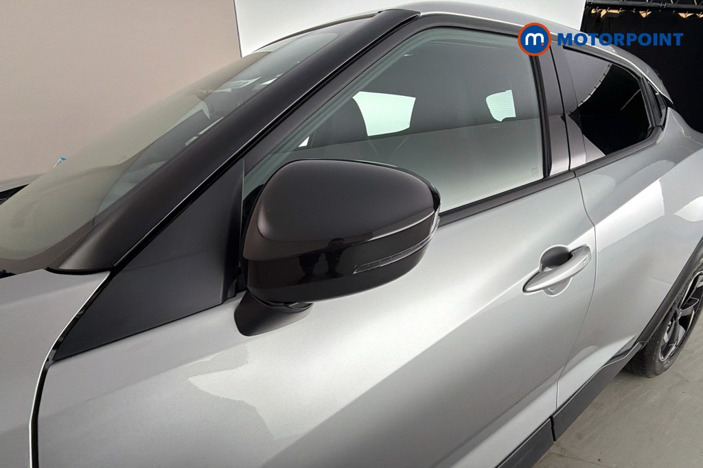Nissan Juke N-Connecta Manual Petrol SUV - Stock Number (1647690) - 43rd supplementary image
