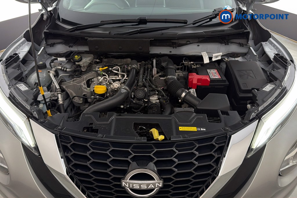 Nissan Juke N-Connecta Manual Petrol SUV - Stock Number (1647690) - 51st supplementary image