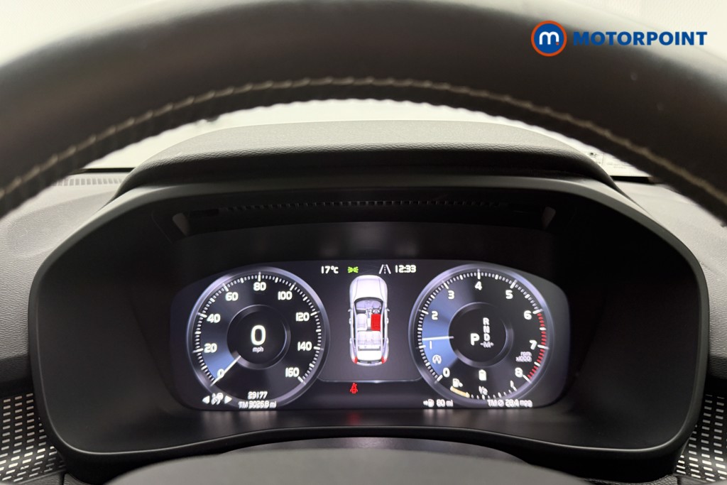 Volvo Xc40 R Design Pro Automatic Petrol SUV - Stock Number (1647758) - 9th supplementary image