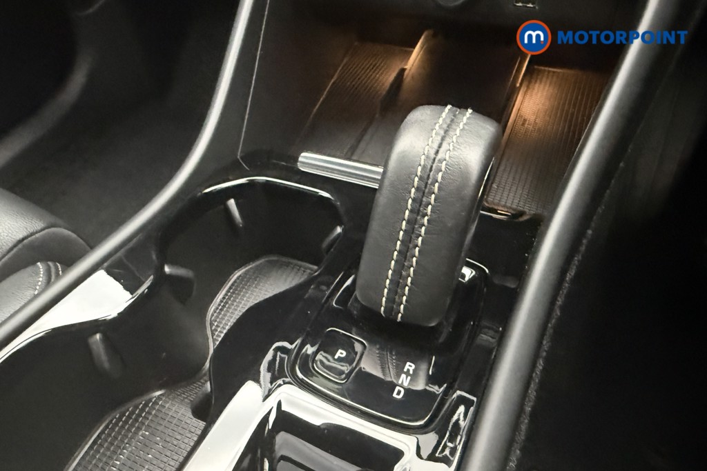 Volvo Xc40 R Design Pro Automatic Petrol SUV - Stock Number (1647758) - 15th supplementary image