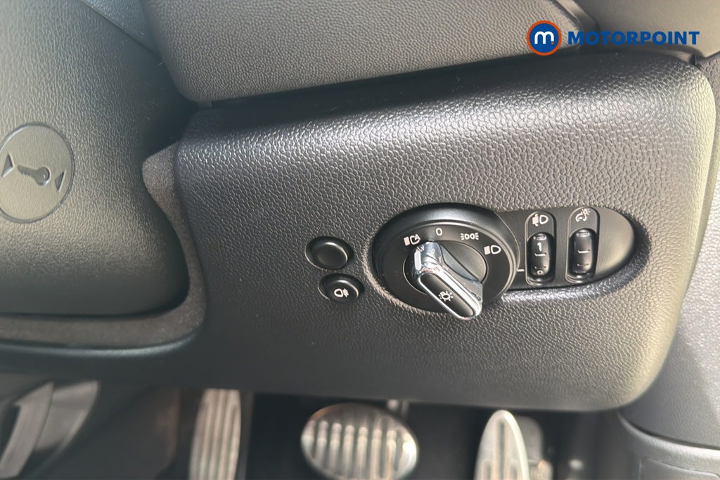 Mini Hatchback Cooper S Sport Automatic Petrol Hatchback - Stock Number (1647780) - 11th supplementary image