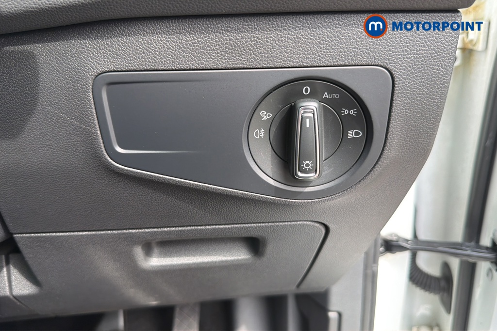 Volkswagen Tiguan Elegance Automatic Petrol SUV - Stock Number (1647889) - 11th supplementary image