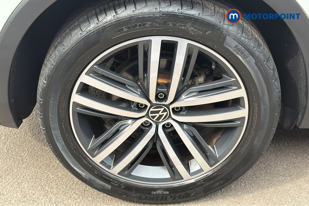 Volkswagen Tiguan Elegance Automatic Petrol SUV - Stock Number (1647889) - 46th supplementary image